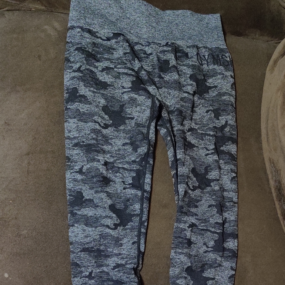 Gymshark Black and Gray Camo Leggings